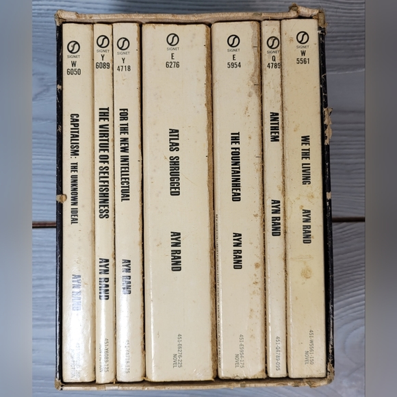 RARE Ayn Rand - 7 Book Collection - A Vintage Signet Gift Pack of Seven Books - Picture 2 of 16